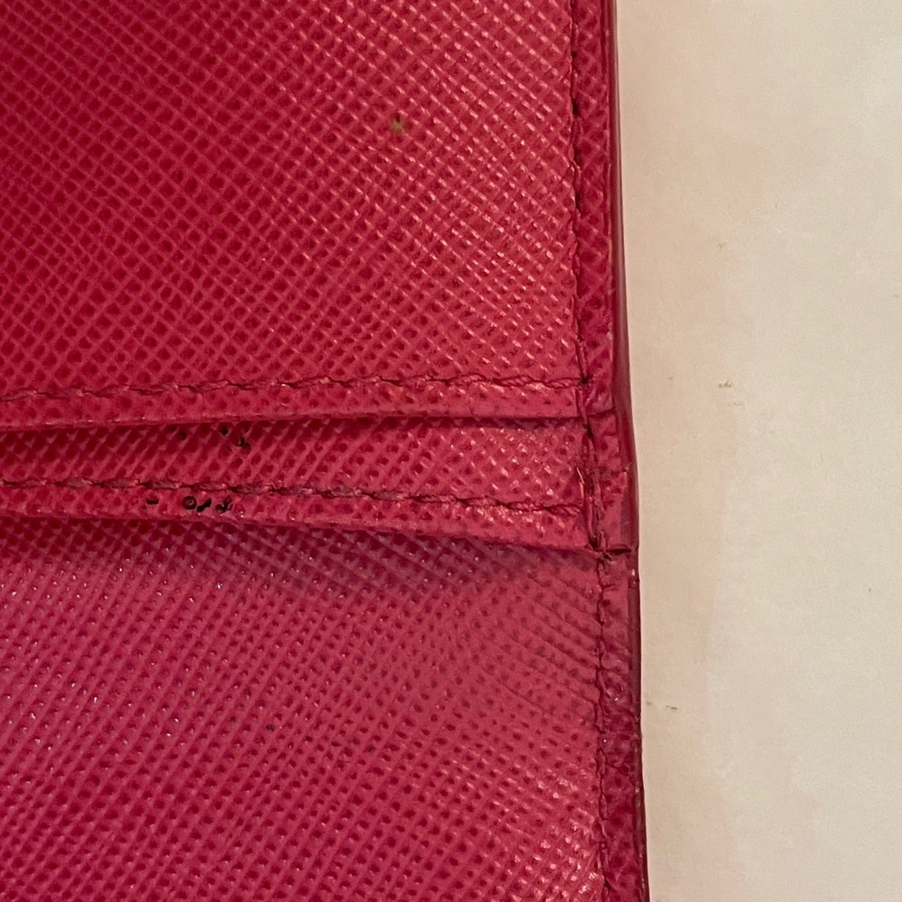 Prada pink  Leather Clutch or card holder - Picture 8 of 11